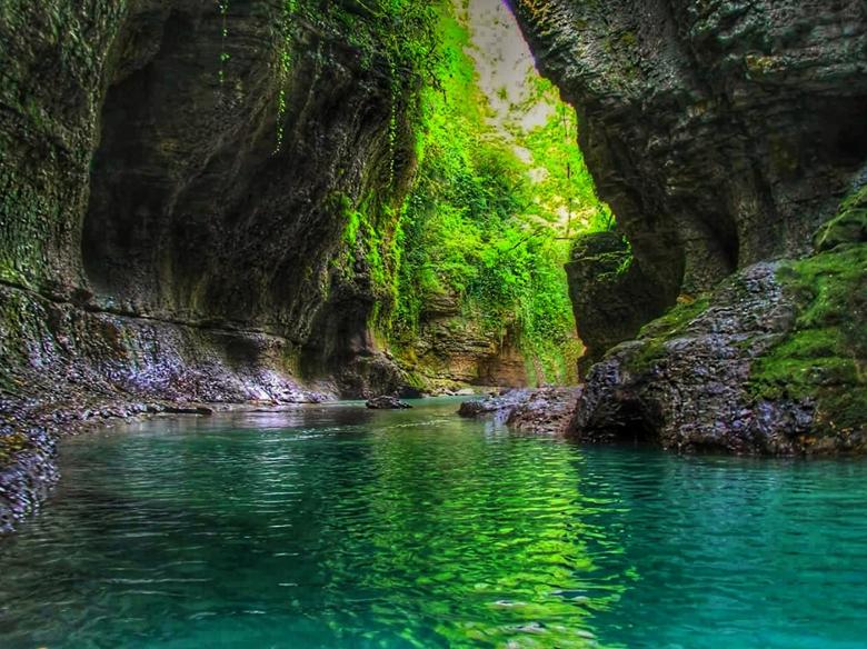 🌿 Group Tour from Batumi — Martvili Canyon + Sataplia
